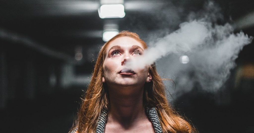 Studi Tunjukkan Menggunakan Vape Lebih Baik Daripada Merokok